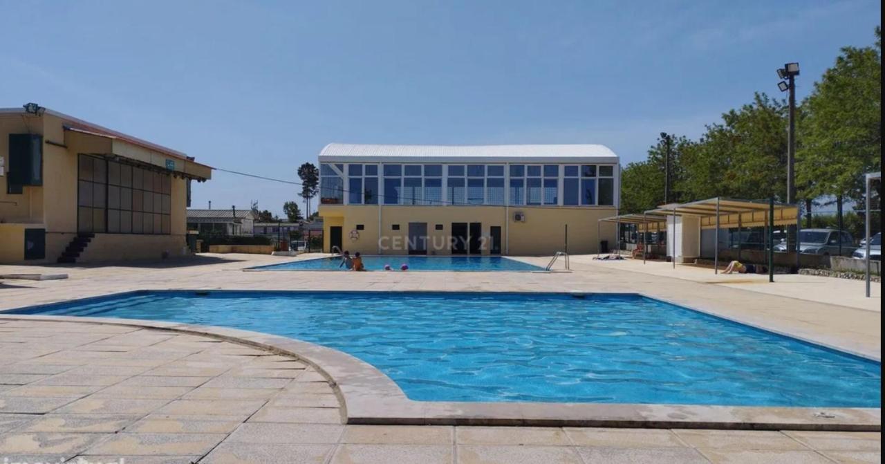 Residencial T2 No Parque Verde Quinta do Conde Exteriör bild